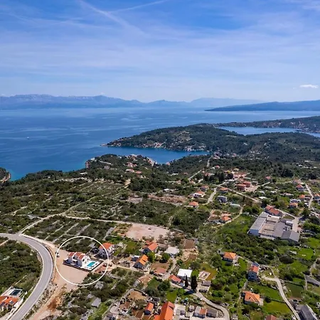 Ora With Heated Pool, Whirlpool, 4 Bedrooms