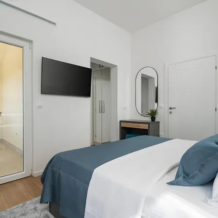 Ora With Heated Pool, Whirlpool, 4 Bedrooms